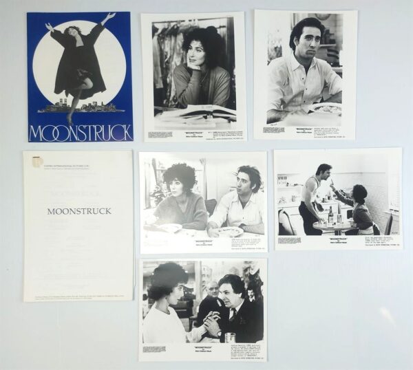 MOONSTRUCK ORIGINAL UK PUBLICITY PRESS KIT STILLS 1987 CHER