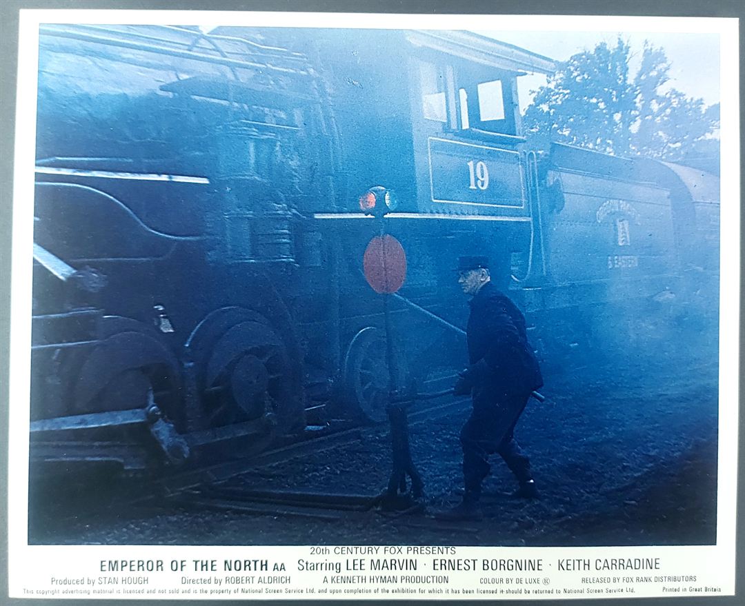 EMPEROR OF THE NORTH ORIGINAL SET OF 8 UK FOH LOBBY CARDS 1973 - Image 2